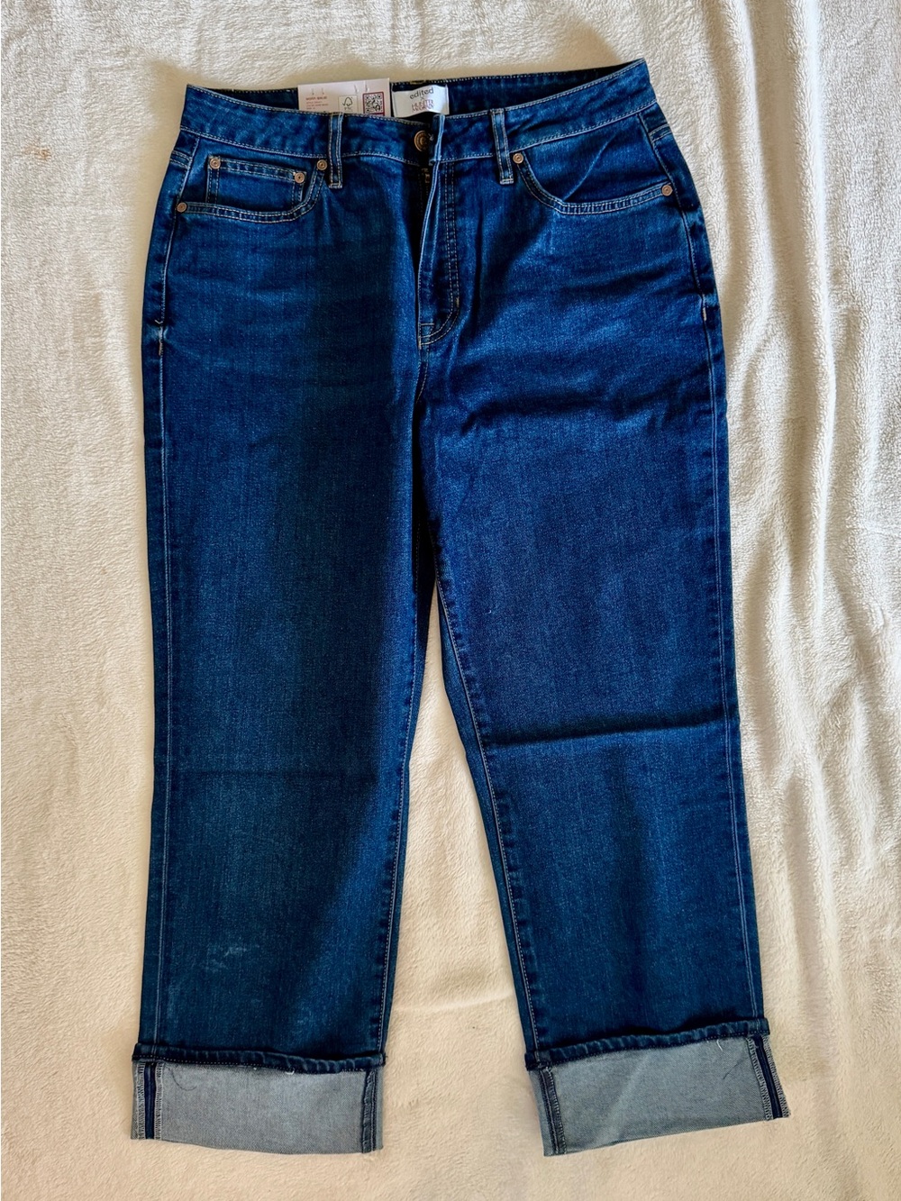 Classic Dark Blue Boyfriend Jeans with Rolled Cuffs